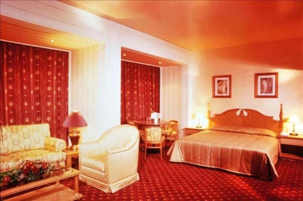 Grand Hotel ביירות מראה חיצוני תמונה